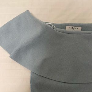 Babaton off shoulder cropped top